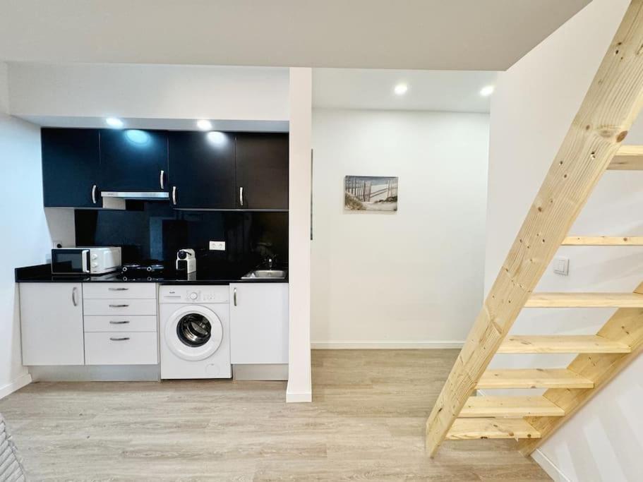 Lemon Tree With Patio Apartment Lisbon